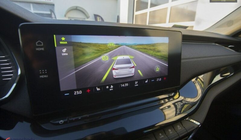 SKODA Octavia  | FWD (przód) | Automatyczna | 150 KM | Szary full