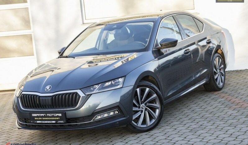 SKODA Octavia  | FWD (przód) | Automatyczna | 150 KM | Szary full