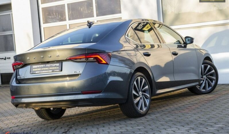 SKODA Octavia  | FWD (przód) | Automatyczna | 150 KM | Szary full