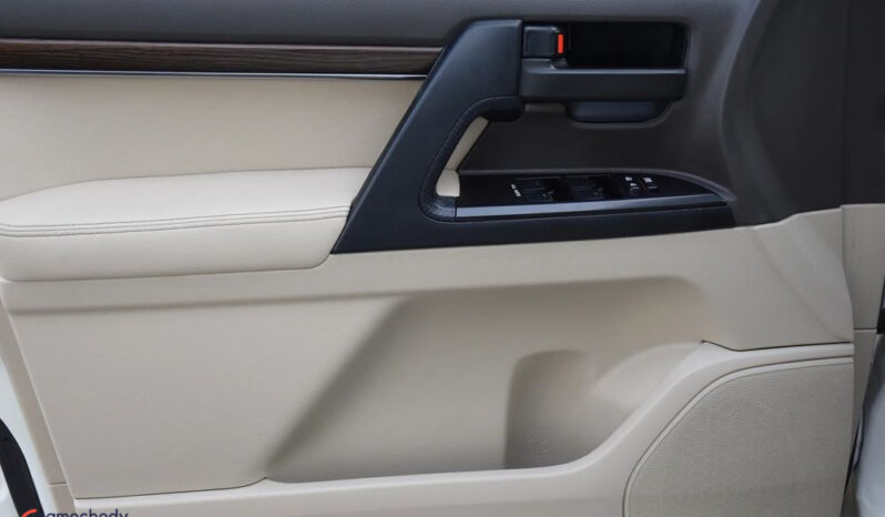 TOYOTA Land Cruiser | 4×4 (stały) | Automatyczna | 318 KM | Biały full