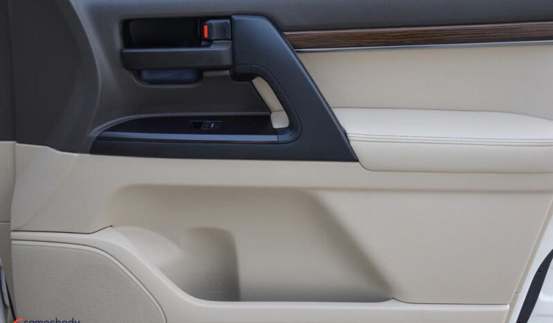 TOYOTA Land Cruiser | 4×4 (stały) | Automatyczna | 318 KM | Biały full