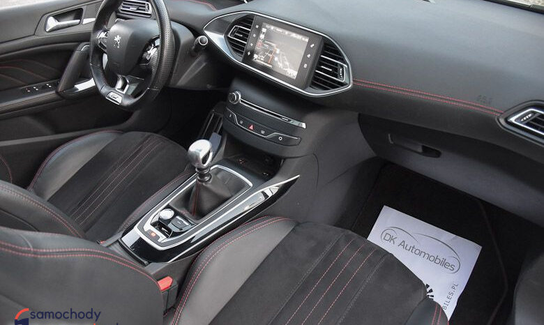 PEUGEOT 308  | FWD (przód) | Manualna | 205 KM | Biały full