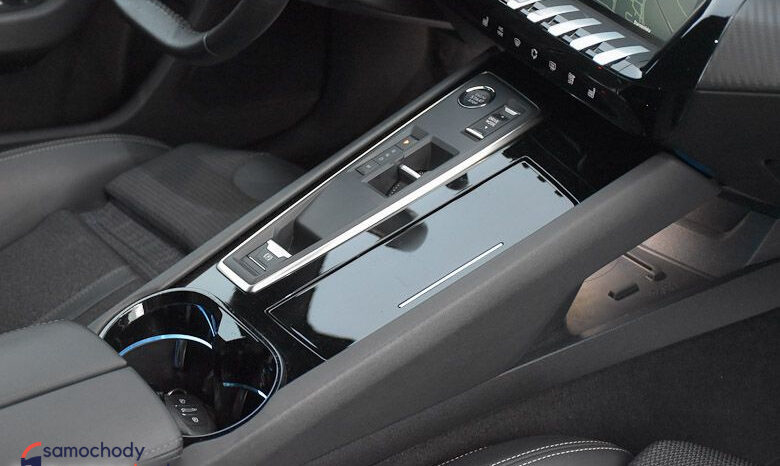 PEUGEOT 508  | FWD (przód) | Automatyczna | 130 KM | Czarny full