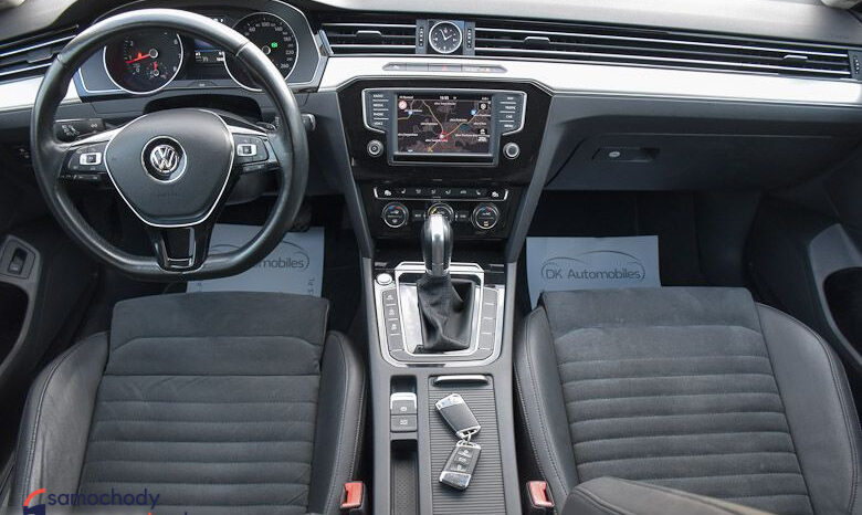 VOLKSWAGEN Passat  | FWD (przód) | Automatyczna | 180 KM | Brązowy full