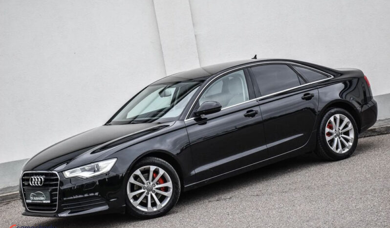 AUDI A6  | 4×4 (stały) | Automatyczna | 204 KM | Czarny full