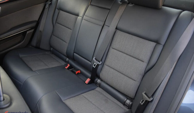 MERCEDES-BENZ Klasa E | 4×4 (stały) | Automatyczna | 265 KM | Szary full