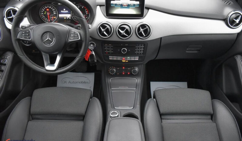 MERCEDES-BENZ Klasa B | FWD (przód) | Automatyczna | 122 KM | Szary full