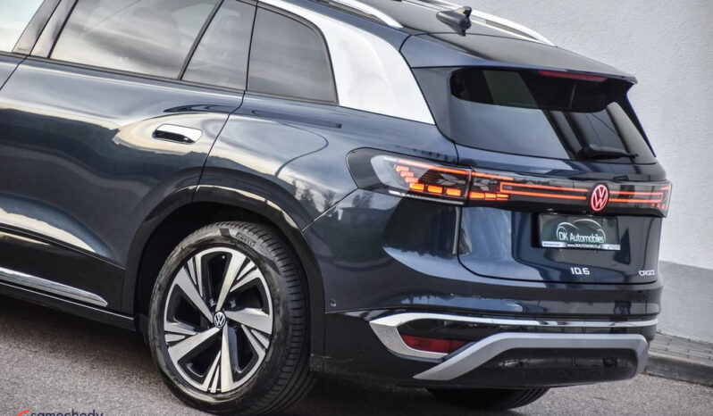 VOLKSWAGEN ID.6 | RWD (tył) | Automatyczna | 204 KM | Niebieski full