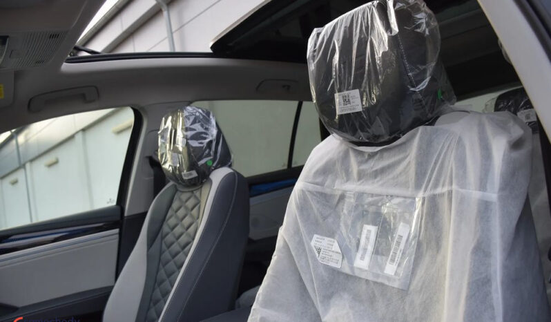 VOLKSWAGEN ID.6 | RWD (tył) | Automatyczna | 204 KM | Niebieski full