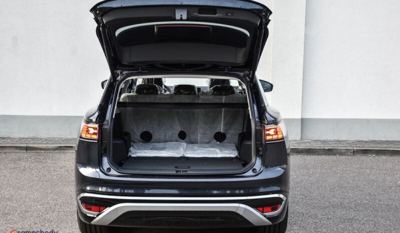 VOLKSWAGEN ID.6 | RWD (tył) | Automatyczna | 204 KM | Niebieski full