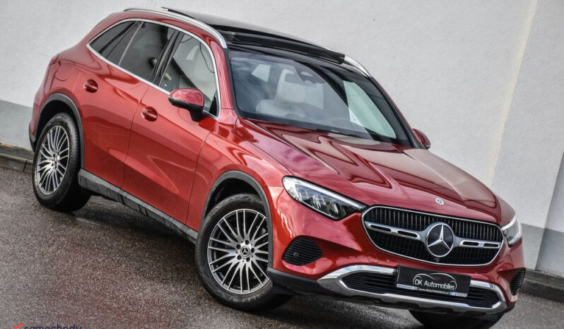Mercedes-Benz Glc  | 4X4 (Stały) | Automatyczna | 197 Km | Bordowy