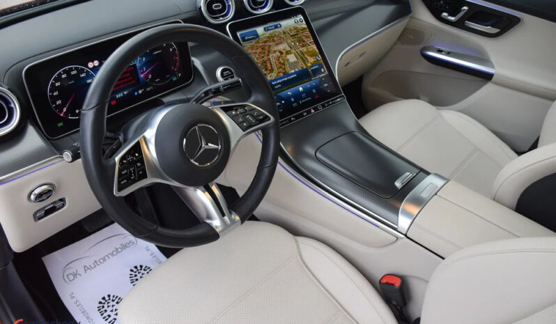 MERCEDES-BENZ GLC  | 4×4 (stały) | Automatyczna | 197 KM | Bordowy full