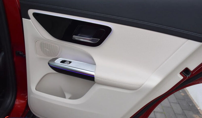 MERCEDES-BENZ GLC  | 4×4 (stały) | Automatyczna | 197 KM | Bordowy full