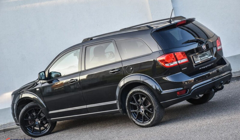 FIAT Freemont  | 4×4 (doł. automatycznie) | Automatyczna | 170 KM | Czarny full