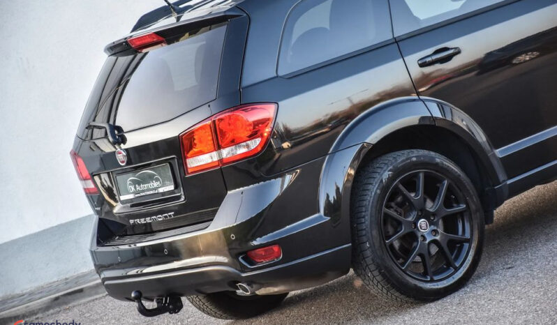 FIAT Freemont  | 4×4 (doł. automatycznie) | Automatyczna | 170 KM | Czarny full