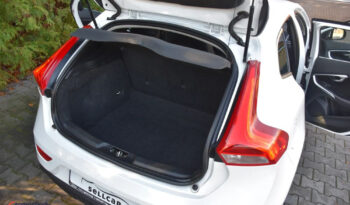 VOLVO V40  | FWD (przód) | Manualna | 120 KM | Biały full