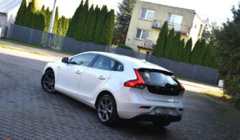 VOLVO V40  | FWD (przód) | Manualna | 120 KM | Biały full