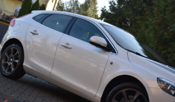 VOLVO V40  | FWD (przód) | Manualna | 120 KM | Biały full