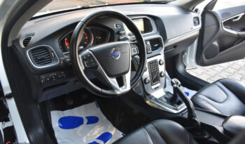 VOLVO V40  | FWD (przód) | Manualna | 120 KM | Biały full