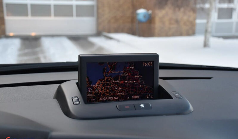 PEUGEOT 3008  | FWD (przód) | Automatyczna | 156 KM | Czarny full