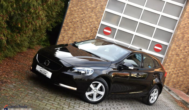 Volvo V40  | Fwd (Przód) | Manualna | 120 Km | Czarny