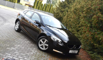 VOLVO V40  | FWD (przód) | Manualna | 120 KM | Czarny full