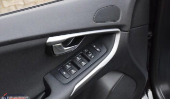 VOLVO V40  | FWD (przód) | Manualna | 120 KM | Czarny full