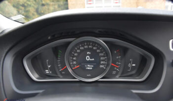 VOLVO V40  | FWD (przód) | Manualna | 120 KM | Czarny full