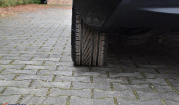 VOLVO V40  | FWD (przód) | Manualna | 120 KM | Czarny full