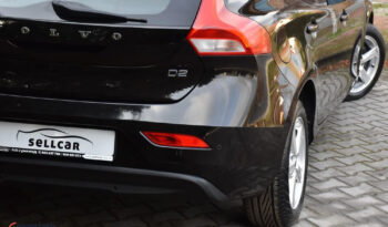 VOLVO V40  | FWD (przód) | Manualna | 120 KM | Czarny full