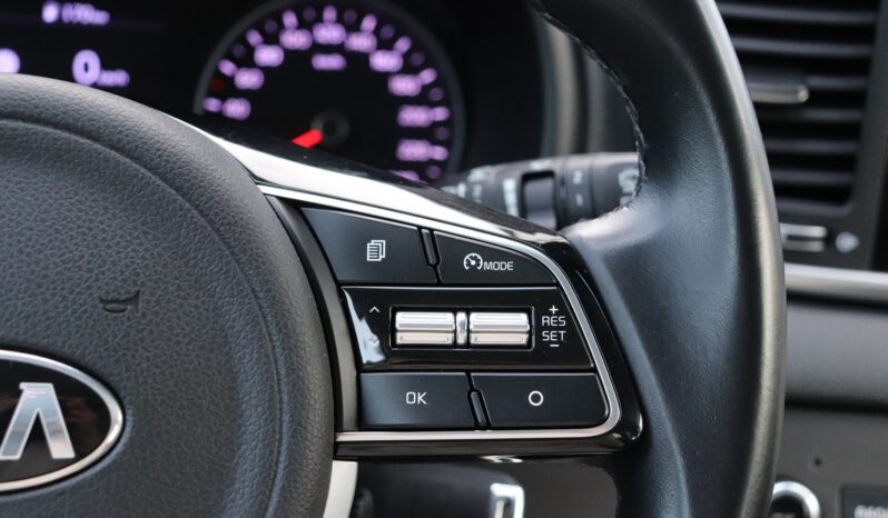 KIA Sportage  | 2019 | 116 KM | 1598cm3 | Biały full