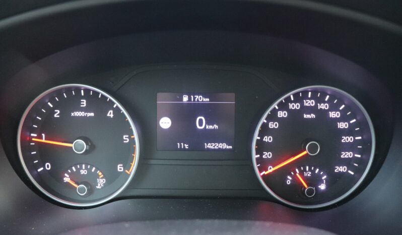 KIA Sportage  | 2019 | 116 KM | 1598cm3 | Biały full