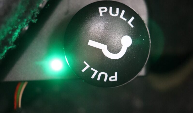 AUDI Q3  | 2018 | 120 KM | 1968cm3 | Szary full