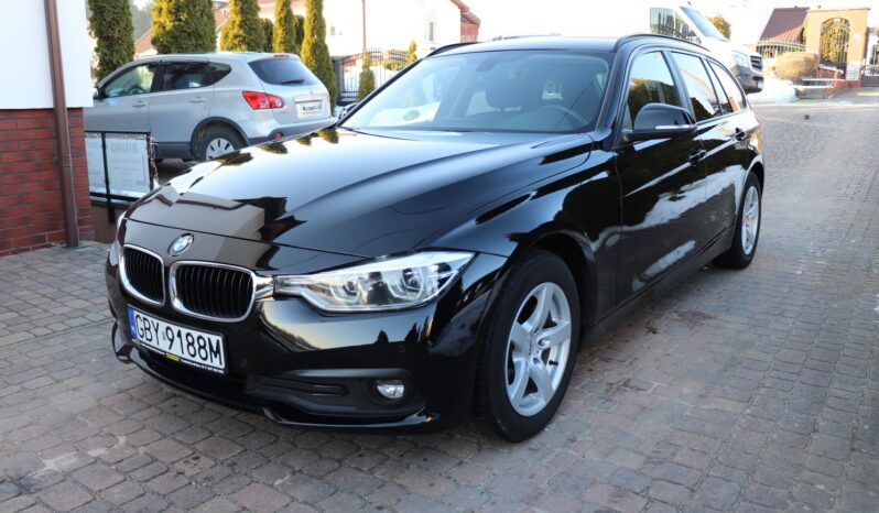BMW Seria 3 | 2019 | 150 KM | 1995cm3 | Czarny full