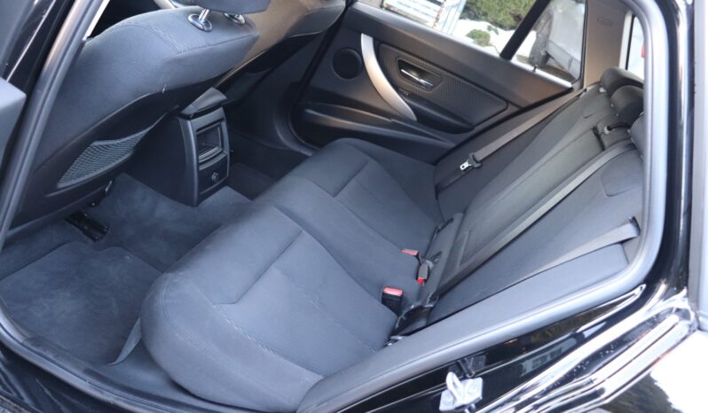 BMW Seria 3 | 2019 | 150 KM | 1995cm3 | Czarny full