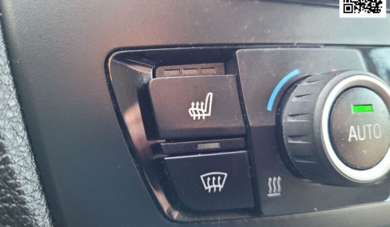 BMW Seria 1  | RWD (tył) | Automatyczna | 136 KM | Srebrny full