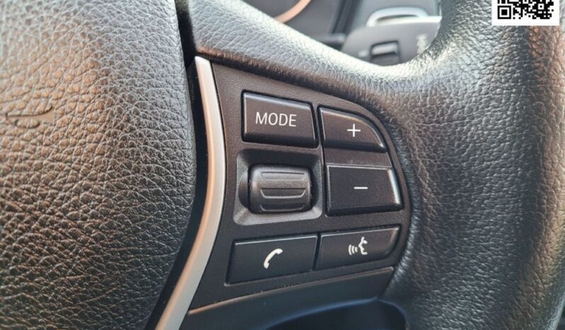 BMW Seria 1  | RWD (tył) | Automatyczna | 136 KM | Srebrny full