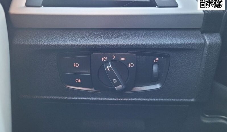 BMW Seria 1  | RWD (tył) | Automatyczna | 136 KM | Srebrny full