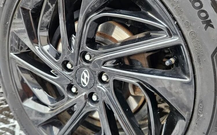 HYUNDAI Tucson  | FWD (przód) | Automatyczna | 136 KM | Czerwony full