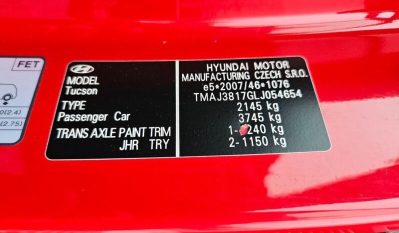 HYUNDAI Tucson  | FWD (przód) | Automatyczna | 136 KM | Czerwony full