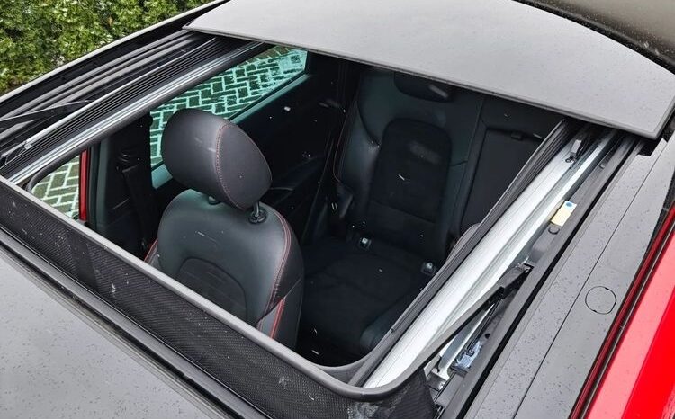 HYUNDAI Tucson  | FWD (przód) | Automatyczna | 136 KM | Czerwony full