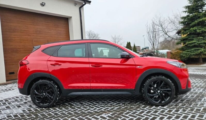 HYUNDAI Tucson  | FWD (przód) | Automatyczna | 136 KM | Czerwony full