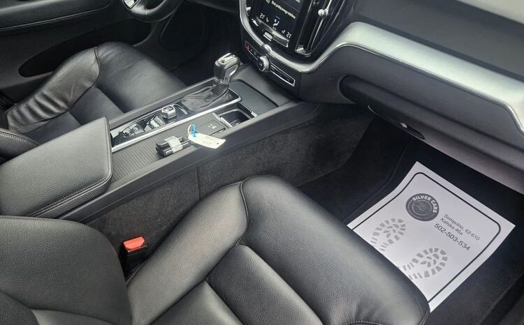 VOLVO XC 60 | FWD (przód) | Automatyczna | 190 KM | Szary full