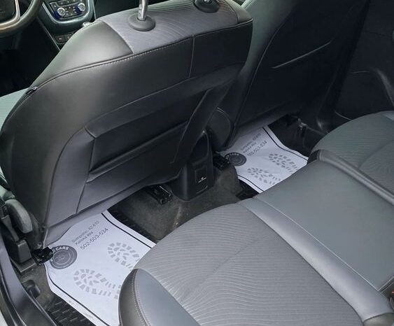 OPEL Mokka  | 4×4 (stały) | Manualna | 140 KM | Srebrny full