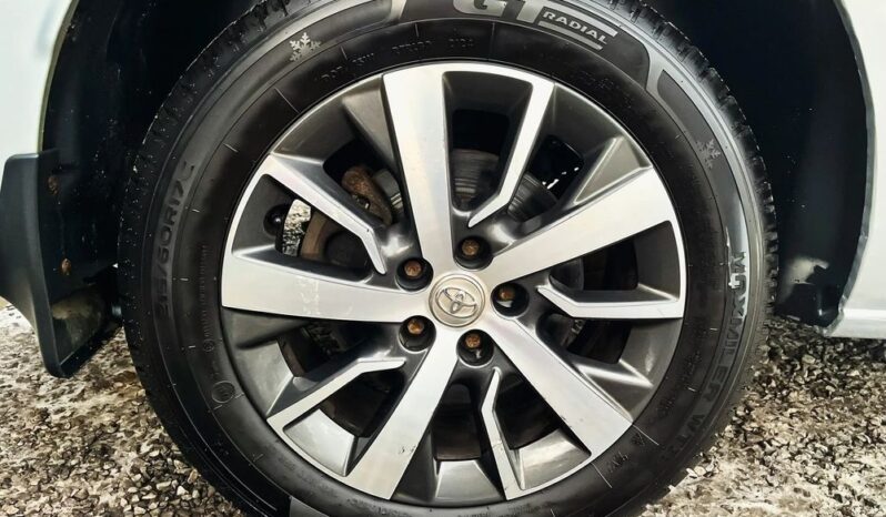 TOYOTA ProAce | FWD (przód) | Automatyczna | 177 KM | Srebrny full