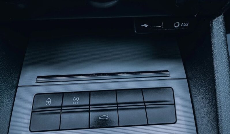 SKODA Octavia  | FWD (przód) | Automatyczna | 149 KM | Szary full