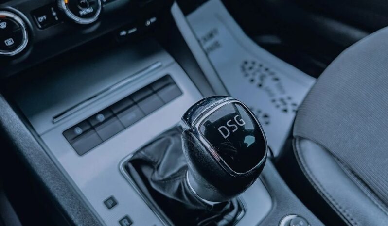 SKODA Octavia  | FWD (przód) | Automatyczna | 149 KM | Szary full