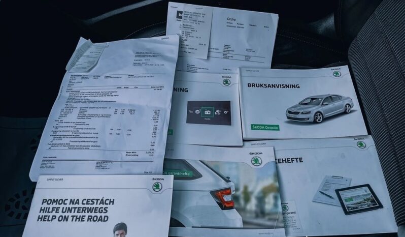 SKODA Octavia  | FWD (przód) | Automatyczna | 149 KM | Szary full