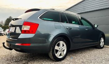 SKODA Octavia  | FWD (przód) | Automatyczna | 149 KM | Szary full