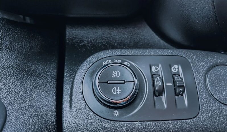 OPEL Combo | FWD (przód) | Manualna | 102 KM | Biały full